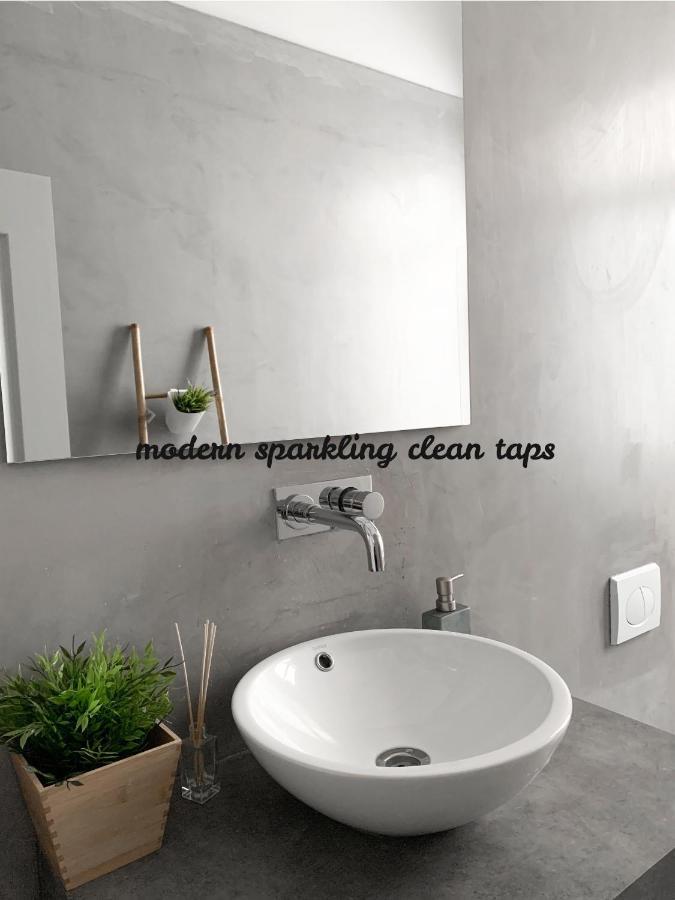 Atelier 3 Hostel Лоуле Екстериор снимка