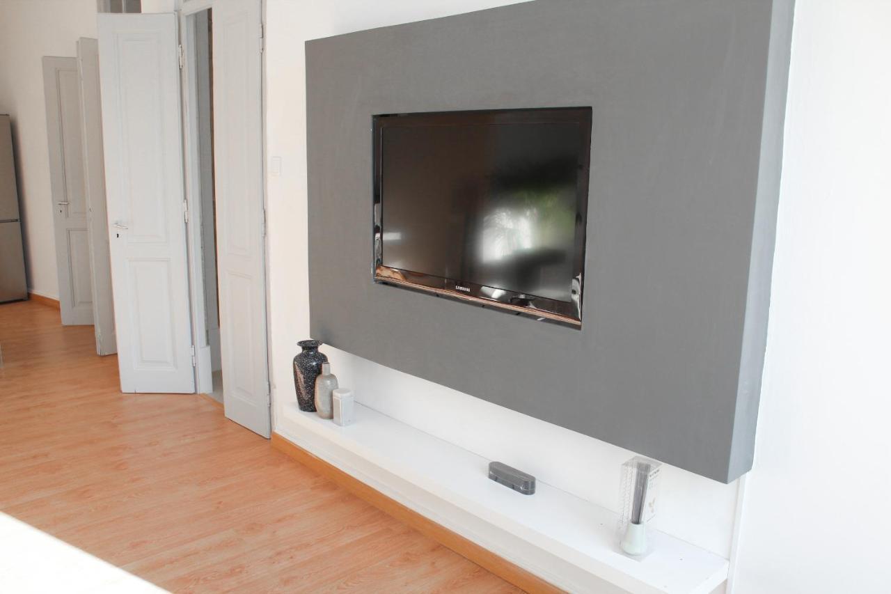 Atelier 3 Hostel Лоуле Екстериор снимка
