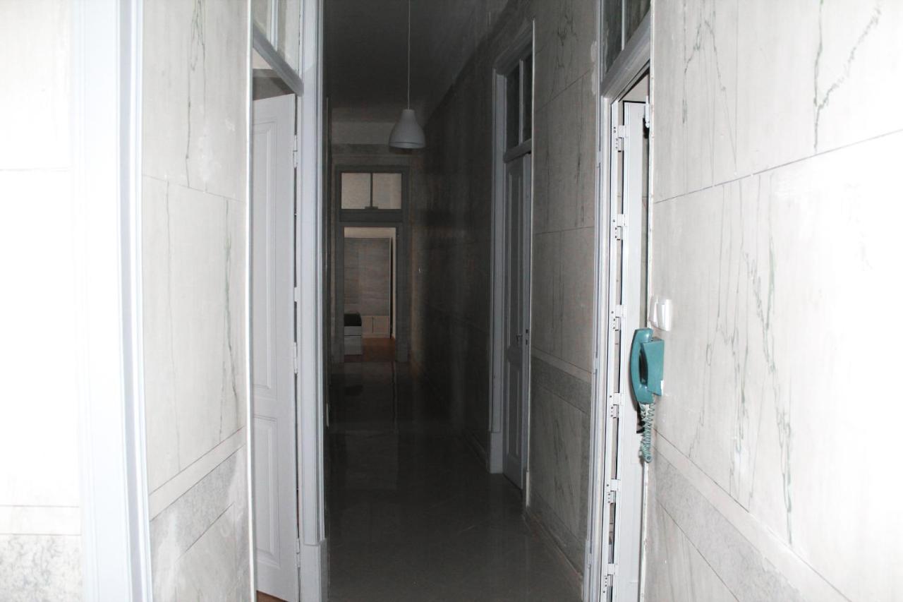 Atelier 3 Hostel Лоуле Екстериор снимка